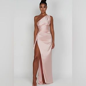 Babyboo Ariel maxi dress never worn